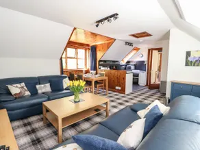 Upper Brackendale - Image 4