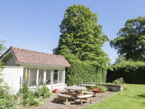 Garden Cottage - Image 3