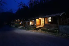 Riverside De Luxe*WiFi*Steps to the River - Image 4
