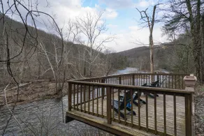 Riverside De Luxe*WiFi*Steps to the River - Image 2