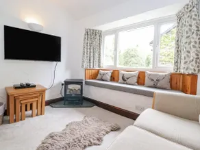 Woodloft Cottage - Image 2