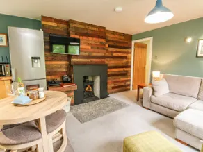 Puidrac Cottage - Image 4