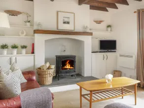 Sweetpea Cottage - Image 2