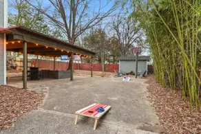 Tailgate Getaway *3 MILES TO UA* - Image 4