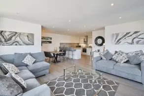 Host & Stay - Beach Pad - Image 2