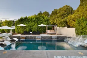 Modern Dream Home Heated Pool Hot Tub 6BR 9 Beds - Image 3