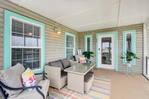 Walk to Beach & Bay: Galveston Home w/ Pier Access - Image 2