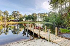 Georgia Farmhouse: Lake Access, Private Beach - Image 2