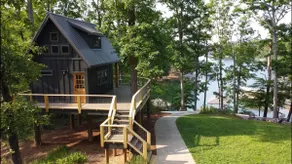Waterfront farmhouse + treehouse - Image 2