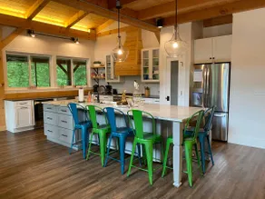 Waterfront farmhouse + treehouse - Image 4