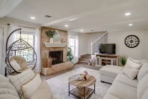 Roomy Houston Rental w/ Home Office & Private Pool - Image 4