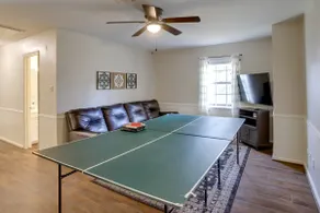 Roomy Houston Rental w/ Home Office & Private Pool - Image 3