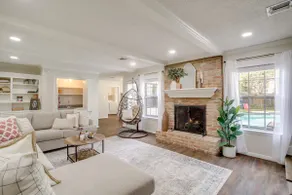 Roomy Houston Rental w/ Home Office & Private Pool - Image 2