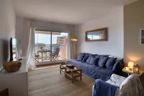 Port Pals: First sea line, apartment with communit - Image 3