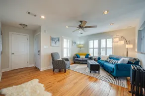 Pet-Friendly Texas Retreat w/ Deck & Gas Grill! - Image 5