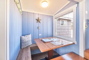 Romantic, Walk to town and beach, Private (Beachside) - Image 3