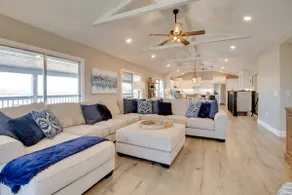 Beautiful Lakeview Home: Near Bull Shoals Lake! - Image 3