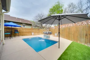 Cocktail Pool! Fredericksburg Bungalow By Main St - Image 3