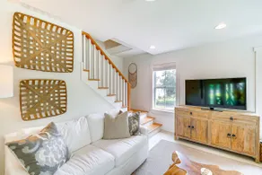 < 6 Mi to Nags Head: Manteo Beach House - Image 5