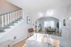 New 5 bedroom Family Haven now with AC! - Image 3