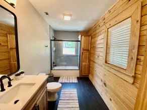 Cabin at Chitt's Creek - Image 4