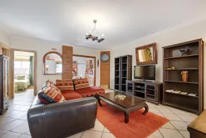 Friendly House - Image 3