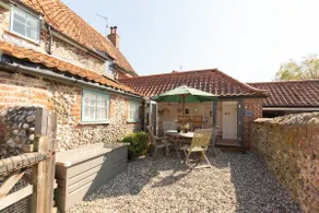 Lavender Cottage - Image 2