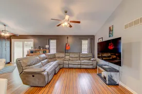 Music-filled retreat near George Winter Park - Image 2
