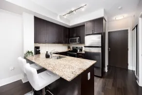 Sleeps 6 | Free Parking | Walk to Rogers Centre - Image 5