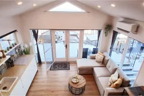 Loft-sleeps5-parking-spa-lakeviews-petfriendly - Image 3
