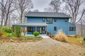 Modern Nellysford Getaway on 40 Private Acres! - Image 2