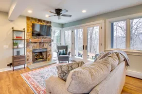 Modern Nellysford Getaway on 40 Private Acres! - Image 4