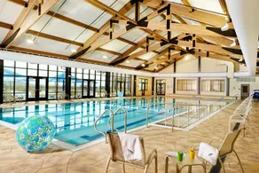 Private Retreat, Hot Tub, Games, Pool Access - Image 4