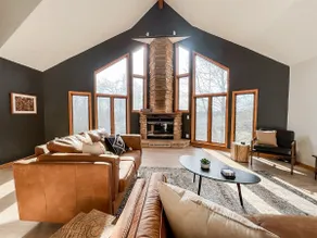 Private Retreat, Hot Tub, Games, Pool Access - Image 2