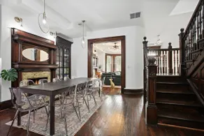 Historic-7BR/4.5BA-Walk to DC Sights + Parking - Image 2
