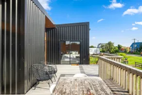 Beachside Sanctuary - Otaki Beach Holiday Home - Image 3
