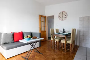 Marina's Apartments - Image 3