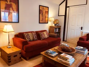 Blue Cow Luxury Cosy Cottage - Bed and Breakfast - Image 5