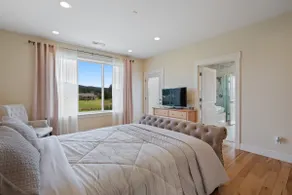 Quiet, Secluded, High End Home Near PDX - Image 5