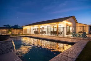 Single Story, Close to Hiking, Htd Pool - Image 4