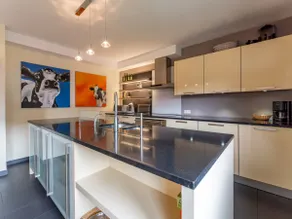 Very spacious chalet with luxury wellness and bar - Image 3