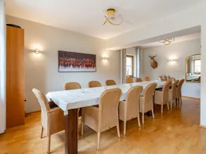 Very spacious chalet with luxury wellness and bar - Image 5