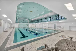 HUGE Loft in Heart of Downtown • Pool/Sauna • Gym - Image 4