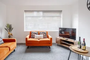 Skipton Lodge - deluxe home sleeps 4 - Image 4
