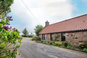 WESTWOOD COTTAGE - A spacious farm cottage close to superb East Lothian beaches  - Image 2