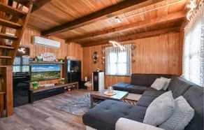 Lovely home in Veliko Trgovisce with sauna - Image 4