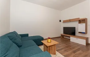1 Bedroom Amazing Apartment In Vodice - Image 2