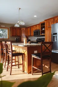 Love Lake Manor - Image 3