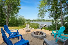 Love Lake Manor - Image 2