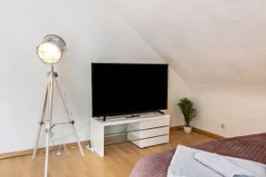 Studio Apartment \"Sonnenhof\" with Balcony & Wi-Fi - Image 5